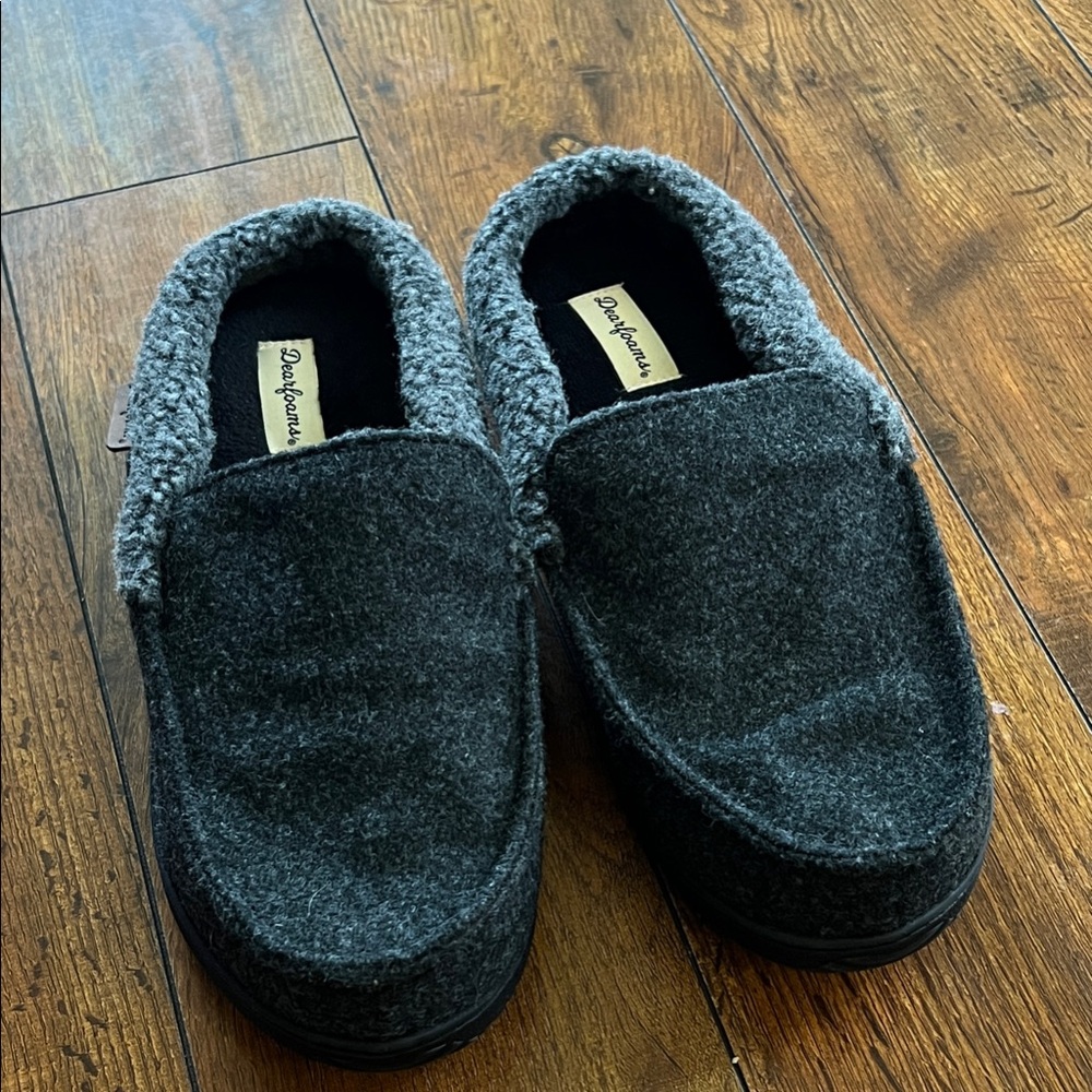 Dearfoams Men's Gray Loafers